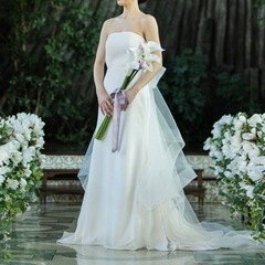 ウェディングドレスの画像