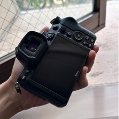 ニコンz5ボディ➕レンズ50MMの画像