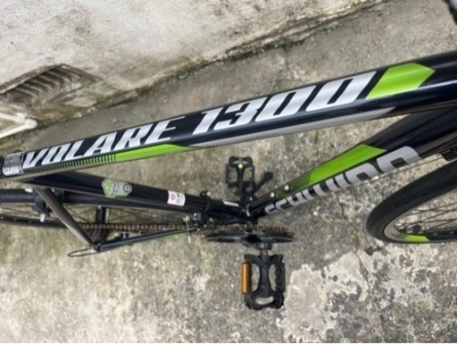 美品‼️US??14段ギアSHUWINNロードバイクハイブリッド自転車街乗り通勤車通学車?プロフ必読