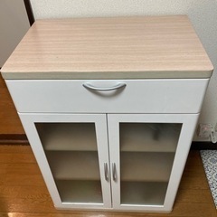 家具 キャビネット　食器棚
