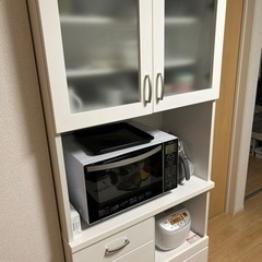 家具　食器棚