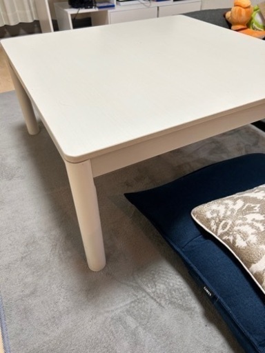 家具　テーブル　こたつ