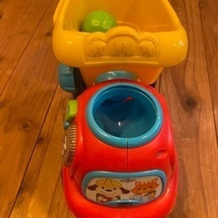 幼児おもちゃ31 ボールトラック
の画像