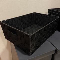 【美品】カラーバスケット