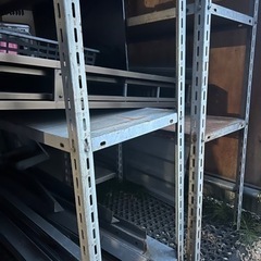 とても丈夫な中古‼️スチールラック３点セット‼️