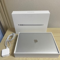 ★再値下げしました【中古美品】Apple MacBook Air A2179 (Corei3 1.1GHz/8GB/SSD:256GB) 13.3インチ