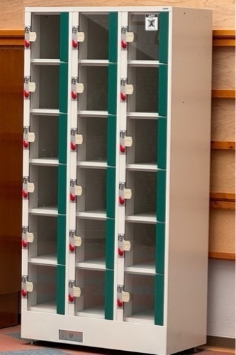 ロッカー式　自動販売機