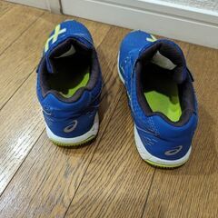 ASICSの画像
