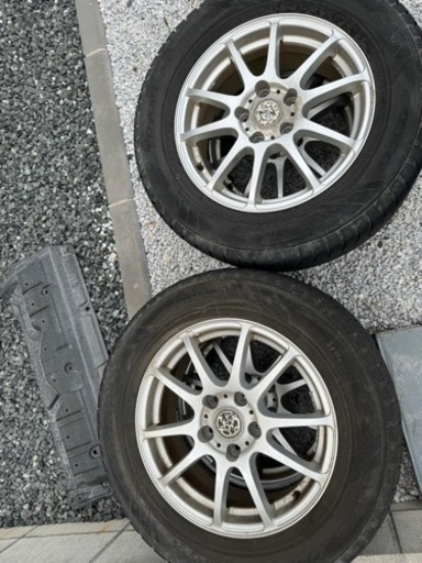 車のパーツ タイヤ
、ホイール215/65R16スタッドレスタイヤ　ホイールセット