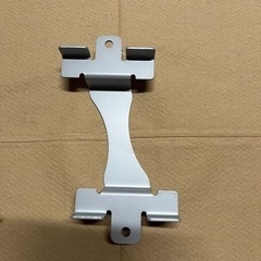 新品　車用　エーモン　バッテリー　フレーム　ステー　固定用の画像