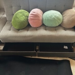 ソファーベッドの画像