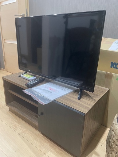 テレビ32型・テレビ台セット