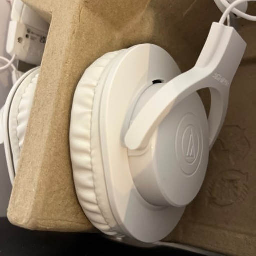 家電 オーディオ ヘッドフォン