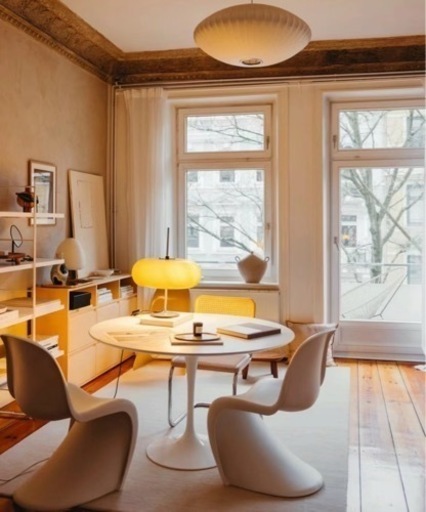 ダイニングテーブル