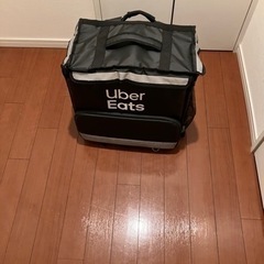 ウーバーイーツ　バック
