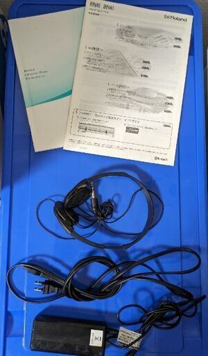 ROLAND HP603　電子ピアノ