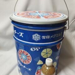 特大【当選品/ 非売品】雪印　6pチーズ　 ペール缶　 バケツ缶　椅子　収納 イスの画像