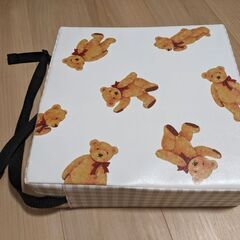 高さ調整クッション（くま）の画像