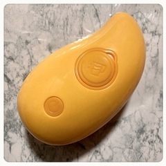 ꒰未使用꒱ペット用 スチーム機能 シリコンブラシ 黄色オレンジ リラクゼーションの画像
