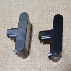 ダイソンクリーナー☆予備バッテリー2個の画像