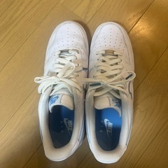 靴/バッグ 靴 スニーカーの画像