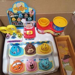 ディズニーアイスクリーム屋さんの画像