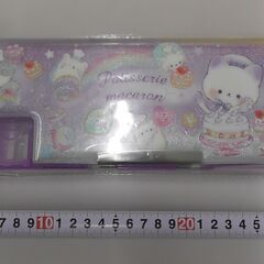 ペンケース　Patisserie macaron　1個