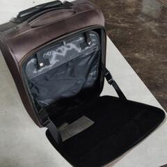 小さめキャリーバッグ中古品の画像