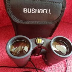 Bushnell  双眼鏡の画像