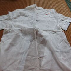 白ブラウス　ほぼ新品