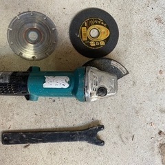 makita 125mmディスクグラインダー