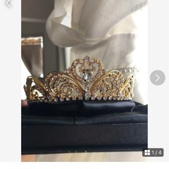 ティアラ　ウェディングドレス装飾品
　