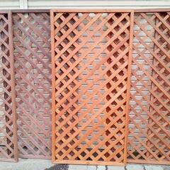 ラティス　５個　の画像