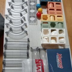 マグネット　ビルディング　ブロック　ボールころがし　磁石　知育玩...