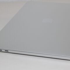 MacBook Pro（13インチ,2018,Thunderbolt 3ポート×4）256GB/8GB〈MR9U2J/A〉⑤の画像