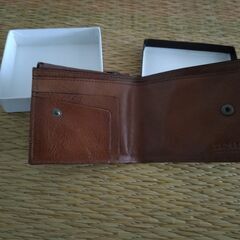 二つ折り財布（メンズ）の画像