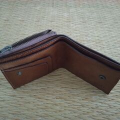 二つ折り財布（メンズ）の画像