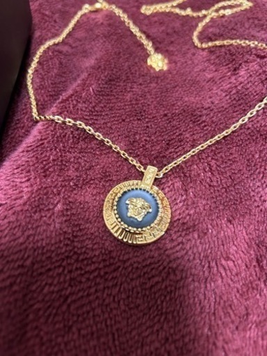 versace　ネックレス　ゴールド
