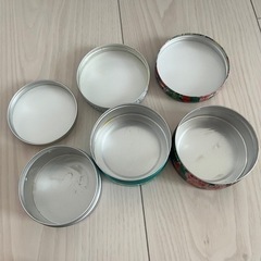 ※取引中※【0円！無料！】スチームクリームなど  空き缶 空き容器セットの画像