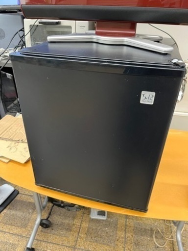 サンルック 1ドア 電子冷蔵庫 48L 小型SR-R4802