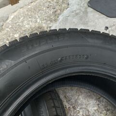 2022年製 ブリヂストンVRX2 195/65R15 中古4本バリ山2本イボ残り。ノアヴォクシーセレナステップワゴンプリウス等の画像
