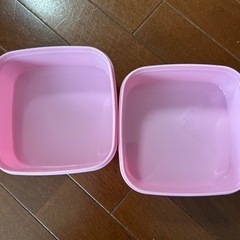 キティちゃんタッパーの画像