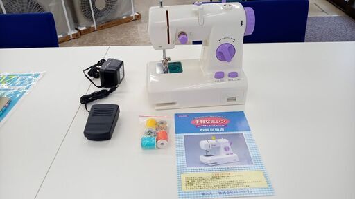 ★ジモティ割あり★ 株式会社トレードワン 生活家電一般　コンパクトミシン   動作確認／クリーニング済み TJ6116