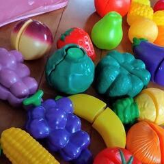 おもちゃ　ままごと　包丁でカット☆果物、野菜の画像