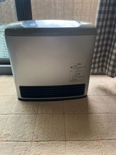 ガスファンヒーター
