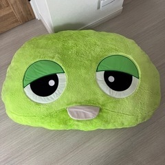 ガチャピン　巨大クッション？ぬいぐるみ？