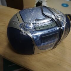 ラジカセとポータブル　２つ　ジャンク品とお考え下さい