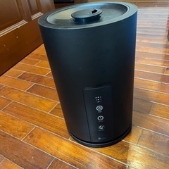 ニトリ大容量アロマ加湿器(定価:7990円で2月購入)