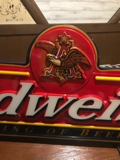 バドワイザー照明看板