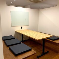 無料駐車場完備🅿️勉強に📚仕事に💻加古川で人気のコワーキングスペースSOLOTASU（ソロタス）です♪ − 兵庫県